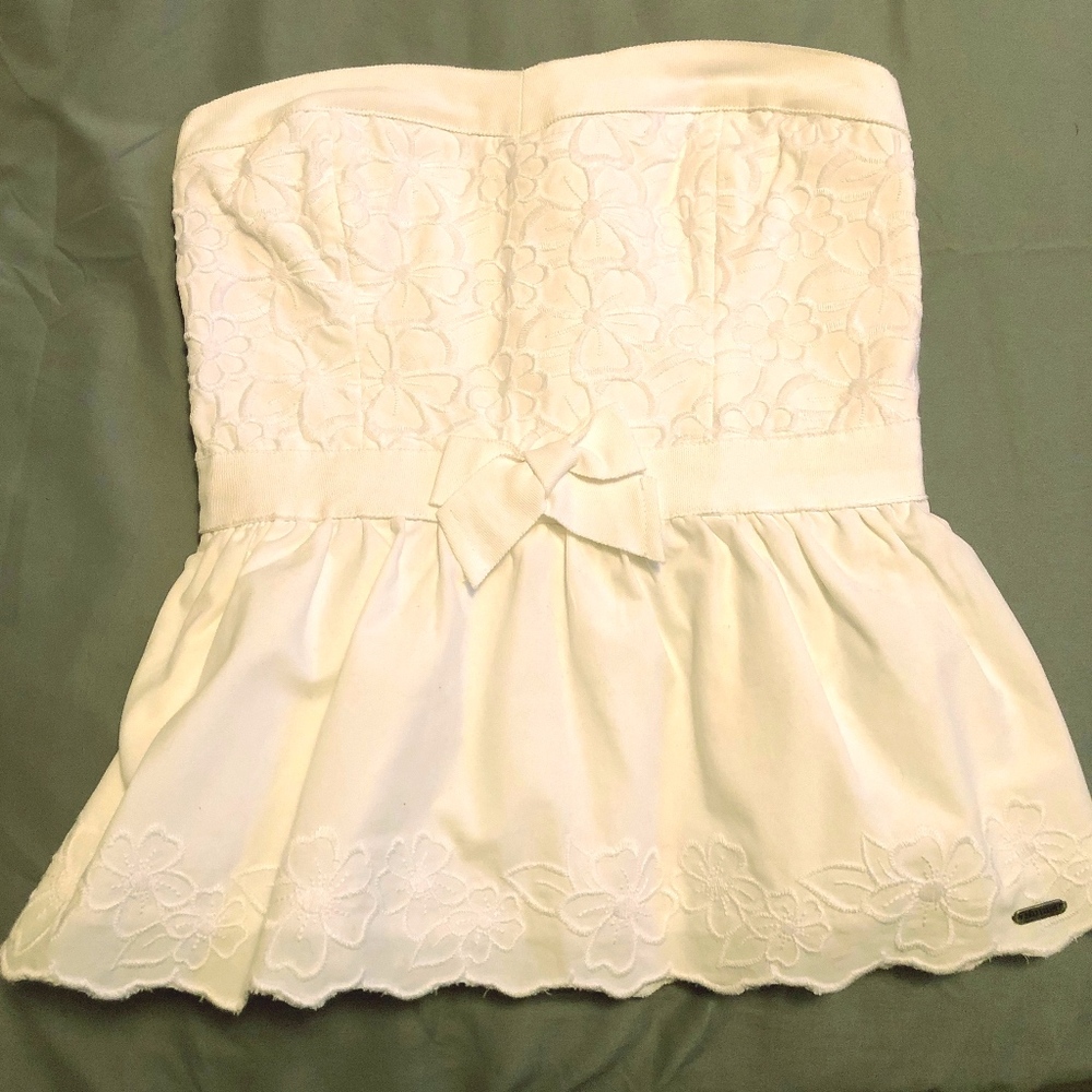 White strapless shirt